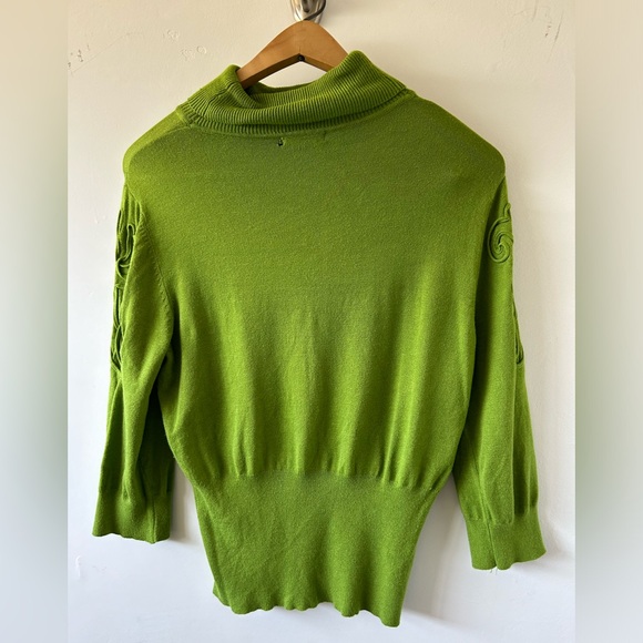 Green Turtleneck Sweater - Picture 6 of 6